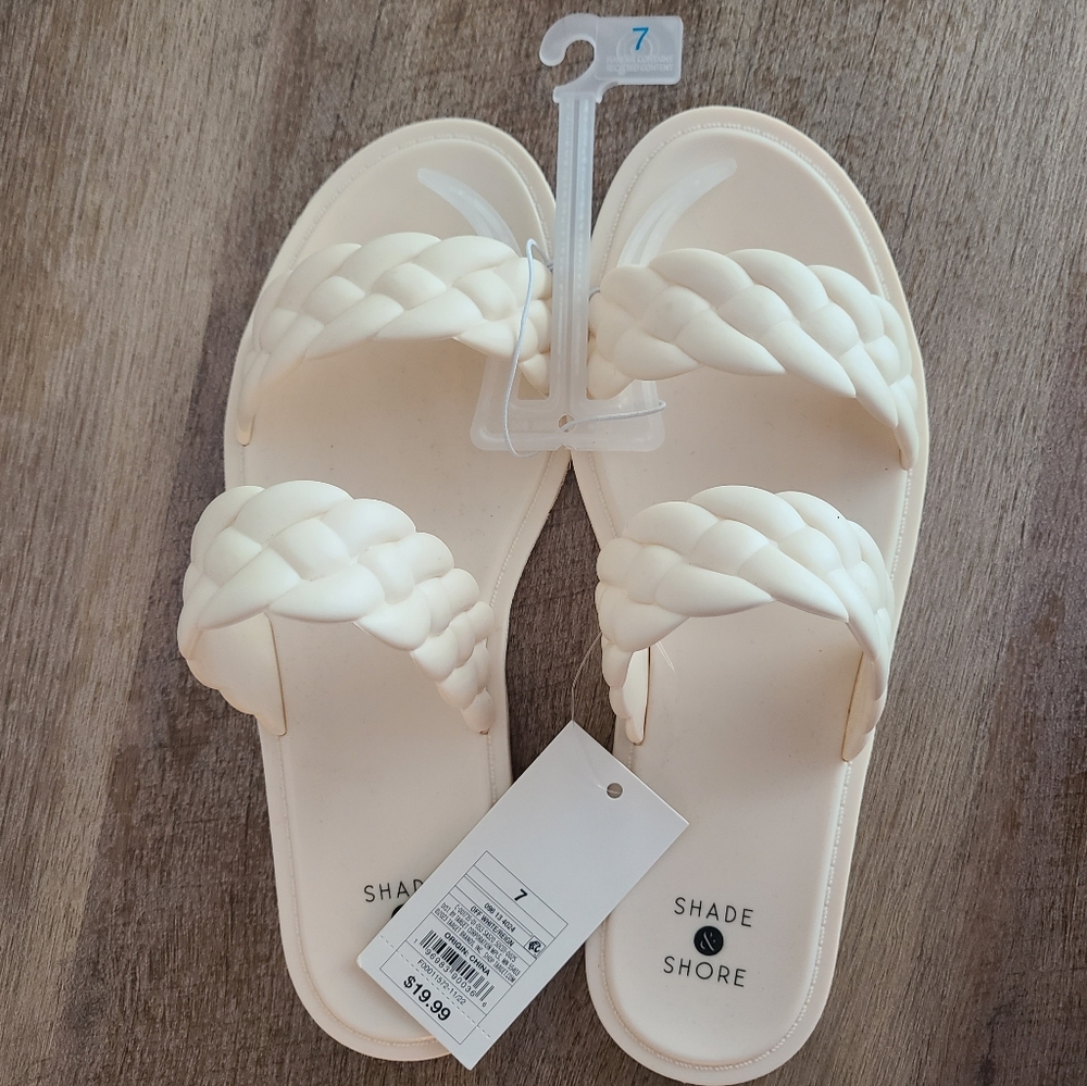 NWT Shade and Shore Off White Braided Strap Sandal